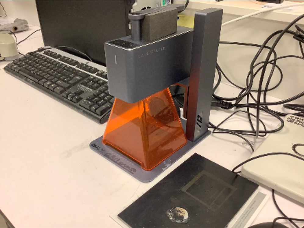 Direct laser write